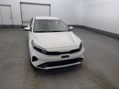 Used 2023 Kia Forte LXS w/ LXS Technology Package FWD image 14