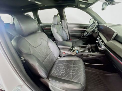 Used 2024 Kia Telluride SX X-Line image 32