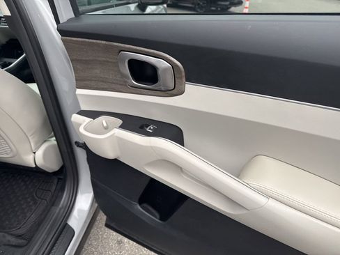 Used 2022 Kia Sorento S w/ Option Group 015 image 15