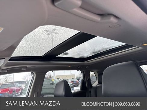 Used 2023 Nissan Rogue SV w/ SV Premium B Package image 8