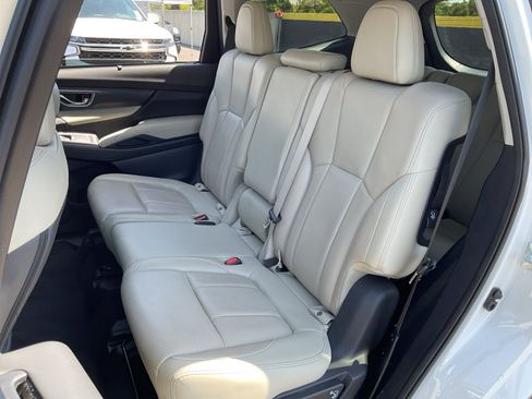 Used 2023 Subaru Ascent Limited AWD/4WD image 19