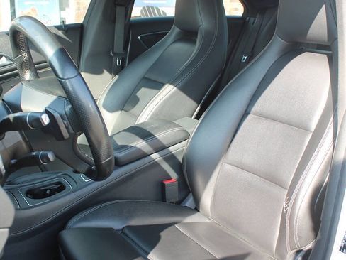 Used 2018 Mercedes-Benz CLA 250 4MATIC image 14