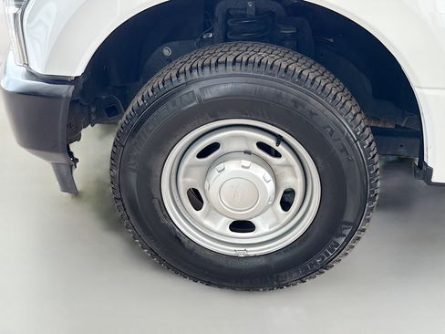 Used 2021 Ford F250 XL w/ Power Equipment Group image 36