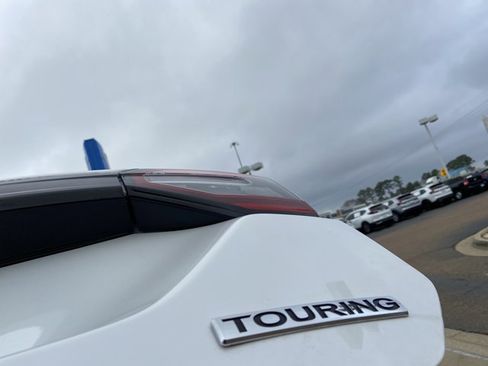 Used 2023 Honda Pilot Touring image 55