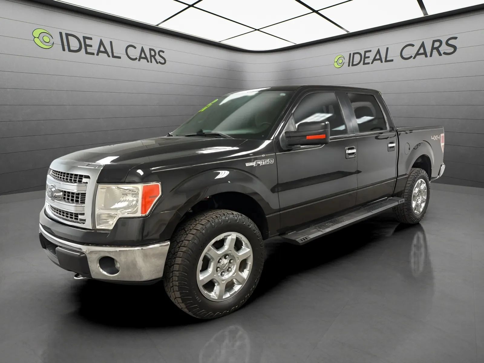 Used 2014 Ford F150 XLT w/ Equipment Group 302A Luxury AWD/4WD image 1