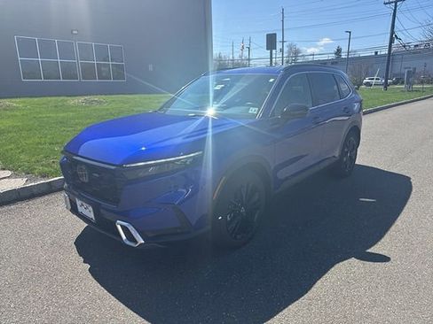 Used 2023 Honda CR-V Sport Touring image 3