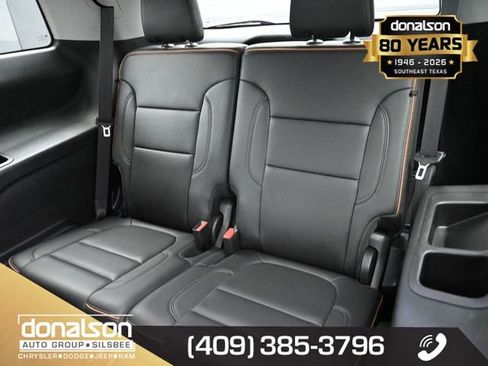 Used 2022 GMC Acadia AT4 w/ Technology Package image 14