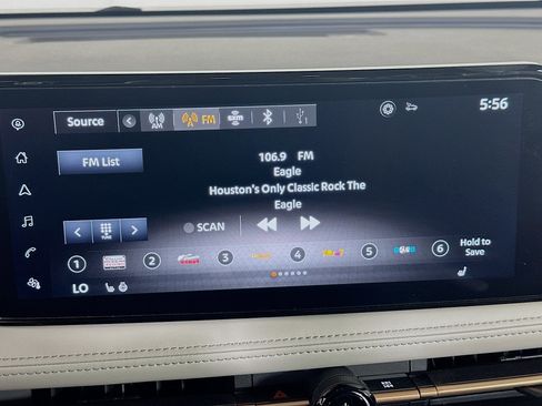 Used 2023 Nissan Ariya FWD image 21