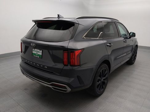 Used 2021 Kia Sorento SX FWD image 9