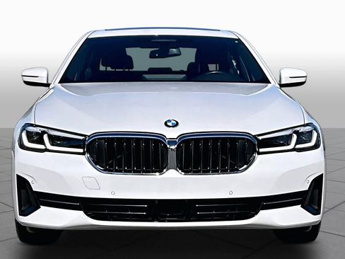 Used 2023 BMW 530i w/ Premium Package RWD image 3