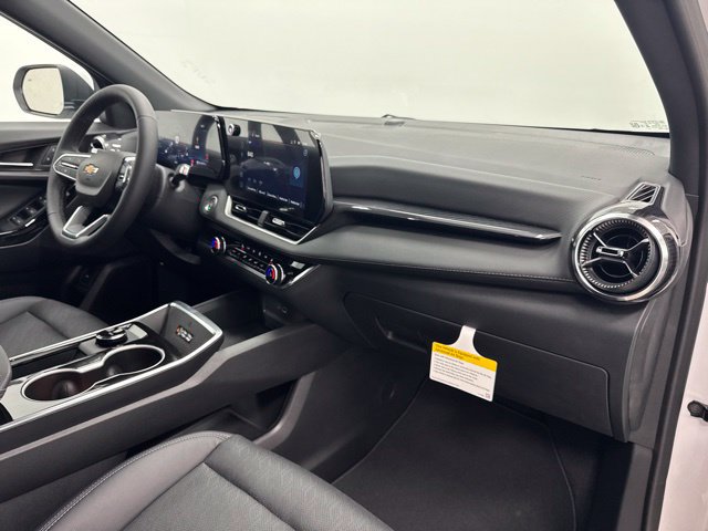 New 2027 Chevrolet Equinox LT w/ Convenience Package II FWD image 30