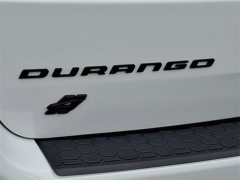 Used 2025 Dodge Durango GT w/ Blacktop Package image 9