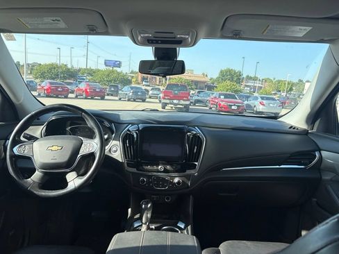 Used 2018 Chevrolet Traverse LT AWD/4WD image 37