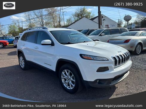 Used 2014 Jeep Cherokee Latitude w/ Cold Weather Group AWD/4WD image 12