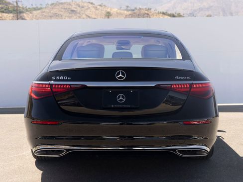 New 2026 Mercedes-Benz S 580e 4MATIC Sedan image 9