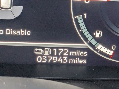 Used 2023 Mitsubishi Outlander 4WD Plug-In Hybrid image 32