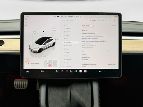Used 2023 Tesla Model 3 Performance AWD/4WD image 11