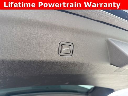 Used 2021 GMC Yukon XL AT4 w/ AT4 Premium Plus Package image 27