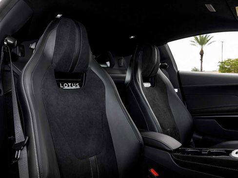 New 2025 Lotus Emira image 59