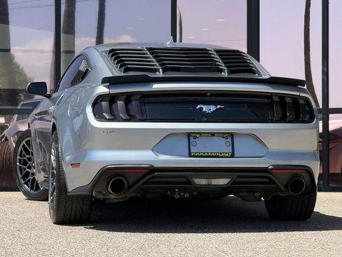 Used 2021 Ford Mustang Coupe RWD image 8