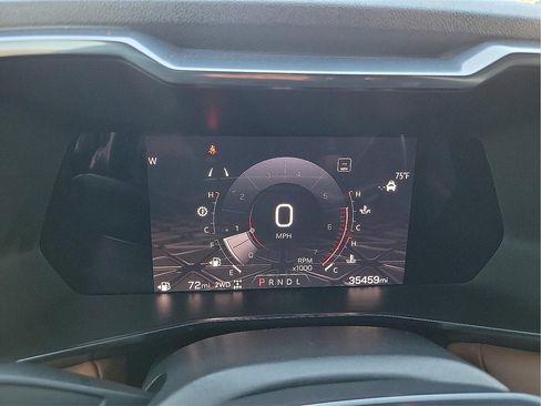 Used 2023 GMC Canyon AT4 w/ AT4 Premium Package image 17