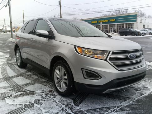 Used 2018 Ford Edge SEL w/ Equipment Group 201A image 7