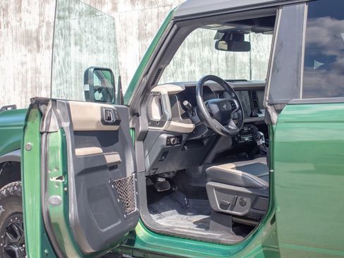 Used 2023 Ford Bronco Wildtrak image 10