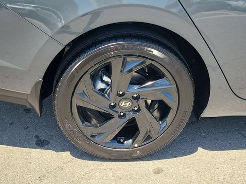 New 2026 Hyundai Elantra Sport FWD image 28
