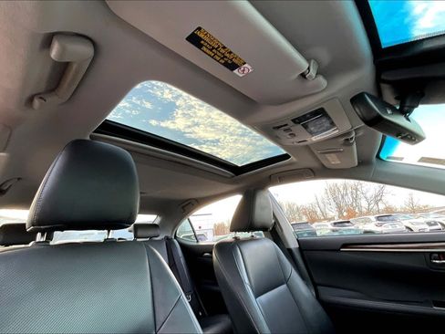 Used 2017 Lexus ES 350 image 16