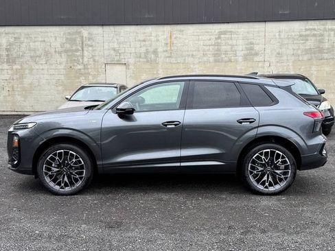 New 2026 Audi Q3 quattro 2.0T AWD/4WD image 5