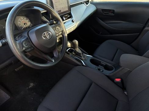 Used 2024 Toyota Corolla LE FWD image 11