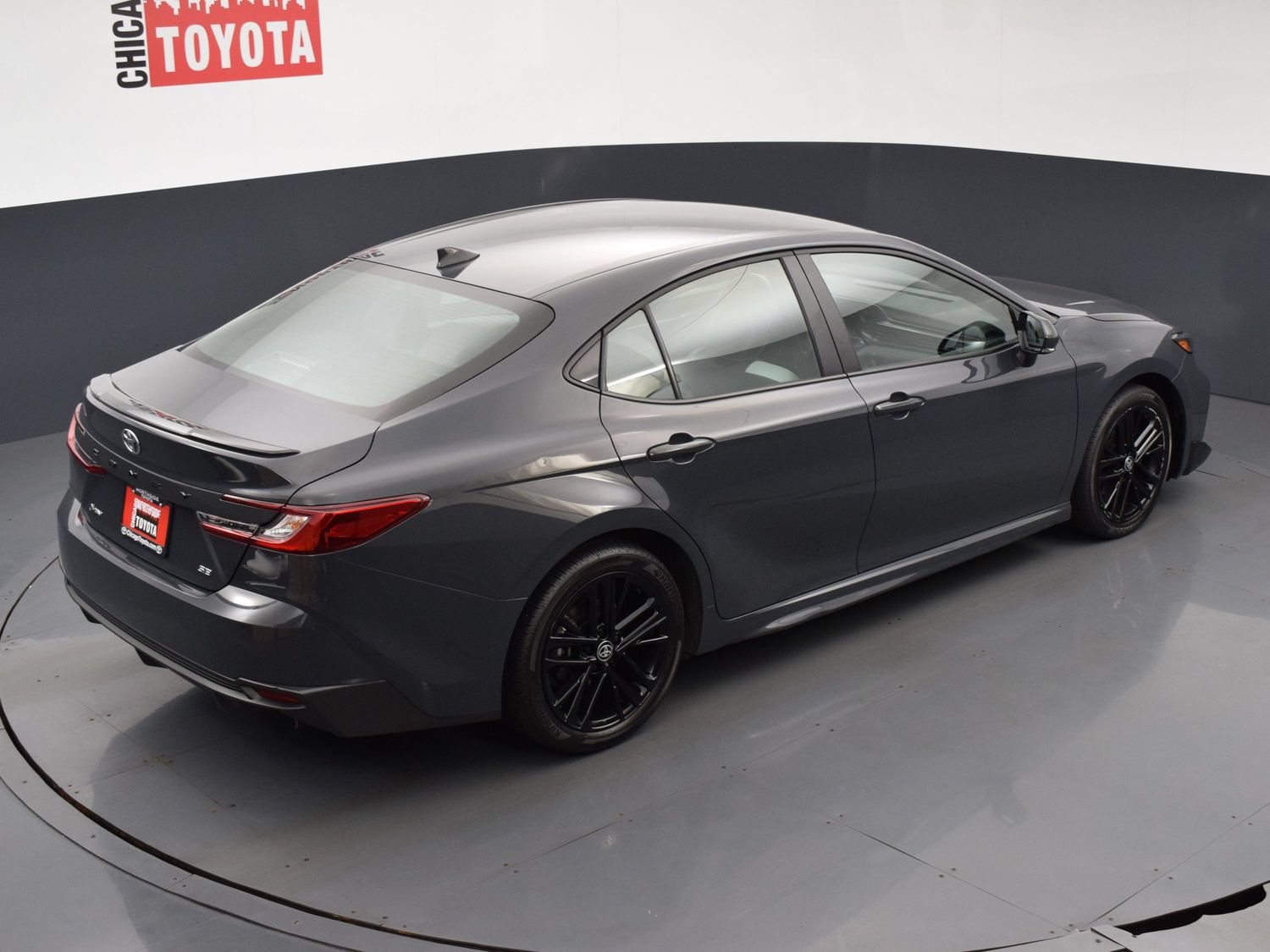Used 2025 Toyota Camry SE FWD image 20