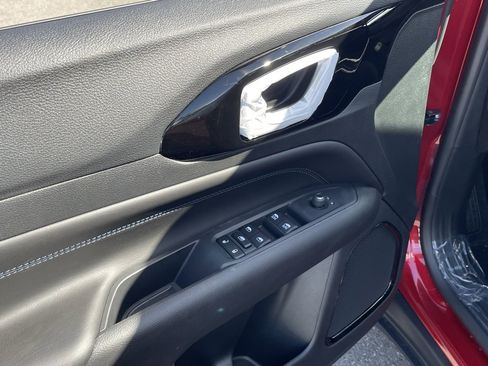 New 2026 Jeep Compass Latitude image 14