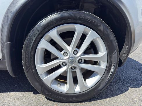 Used 2014 Nissan Juke S image 6