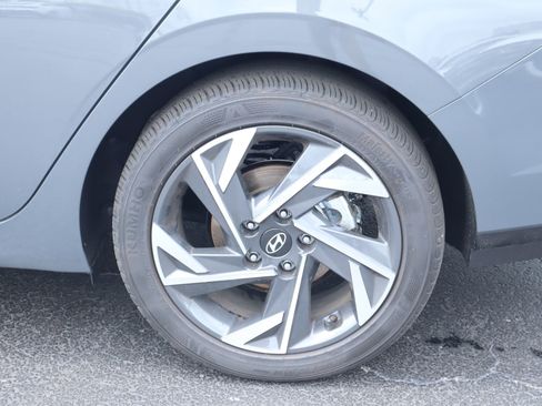 New 2026 Hyundai Elantra SEL Sport Premium w/ Cargo Package FWD image 18