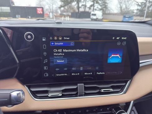 New 2026 Chevrolet Equinox ACTIV w/ Convenience Package III image 10