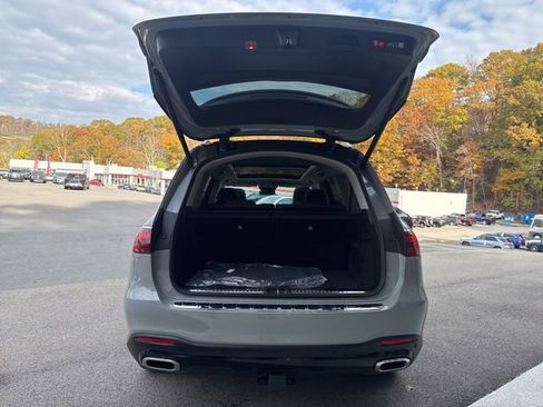 New 2026 Mercedes-Benz GLS 450 4MATIC image 9