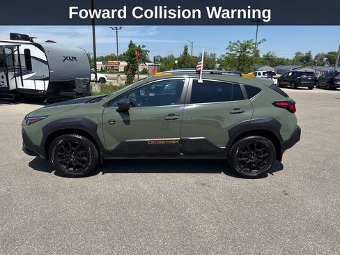 Used 2024 Subaru Crosstrek 2.5i Wilderness AWD/4WD image 2