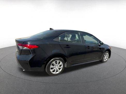 Used 2025 Toyota Corolla LE image 14