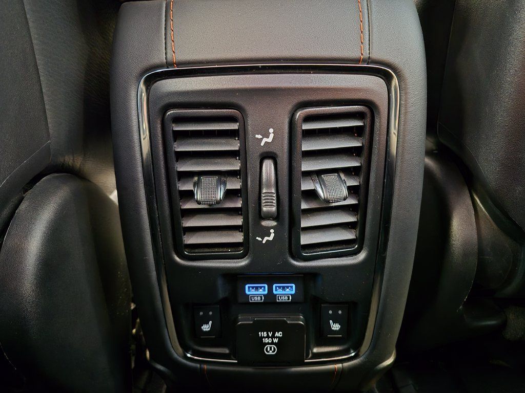 Used 2020 Jeep Grand Cherokee Summit AWD/4WD image 27
