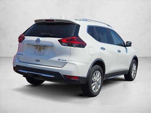 Used 2020 Nissan Rogue SV AWD/4WD image 5