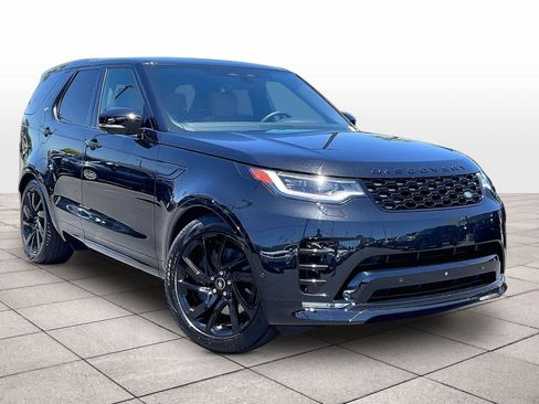 Used 2025 Land Rover Discovery Dynamic SE AWD/4WD image 2