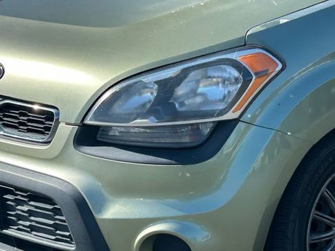 Used 2012 Kia Soul FWD image 11