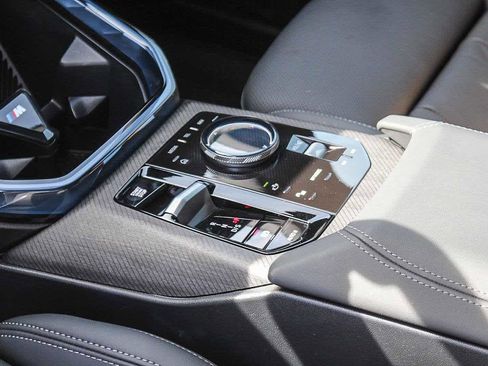 Used 2025 BMW X3 xDrive30i w/ M Sport Package image 19