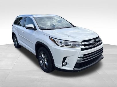 Used 2017 Toyota Highlander Limited Platinum