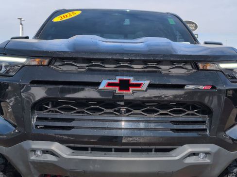 Certified 2025 Chevrolet Colorado ZR2 w/ Technology Package image 9
