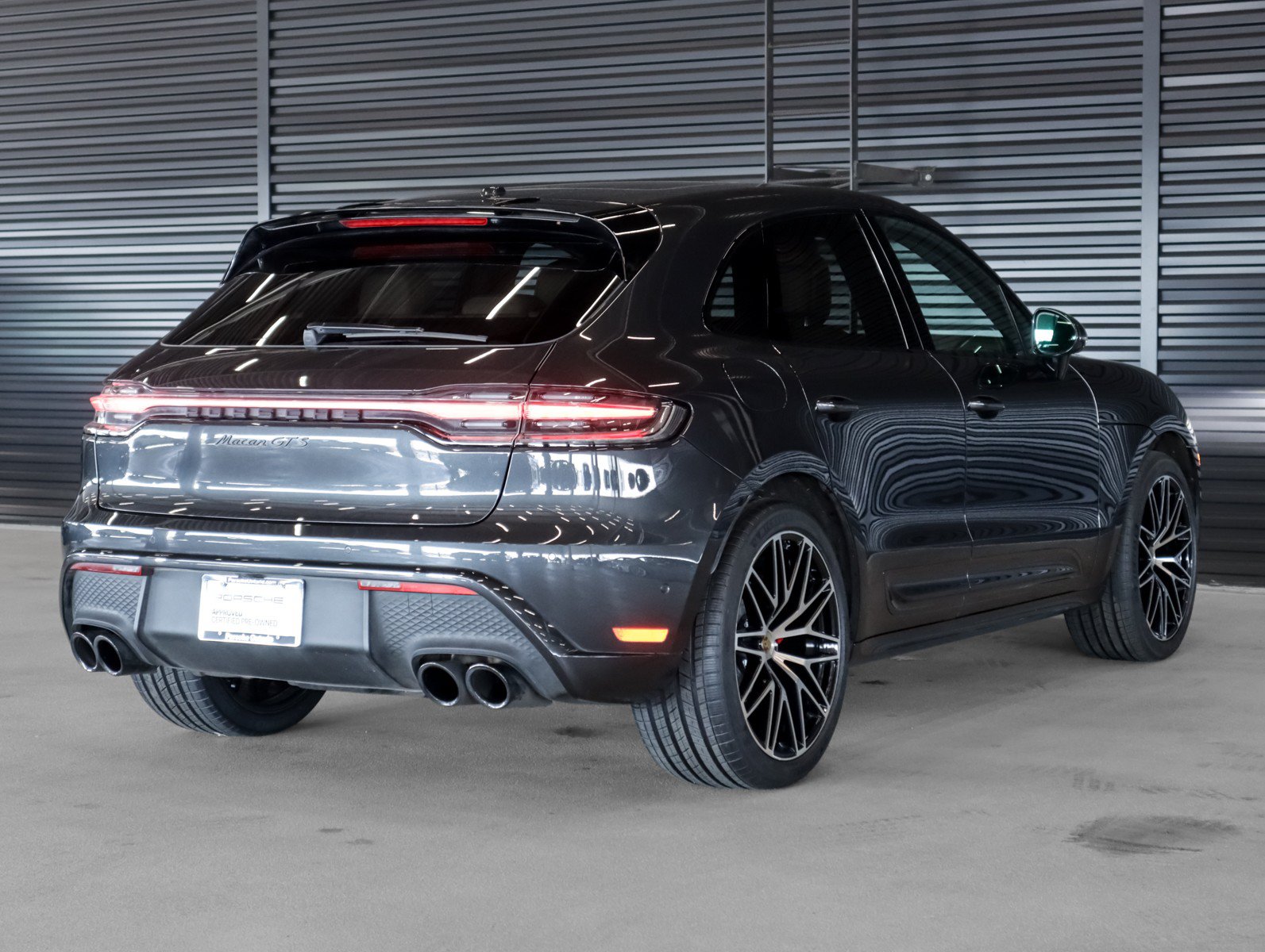 Certified 2023 Porsche Macan GTS AWD/4WD image 10