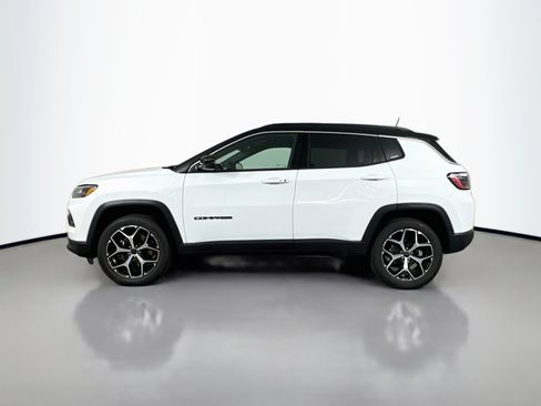 Used 2025 Jeep Compass Limited AWD/4WD image 4