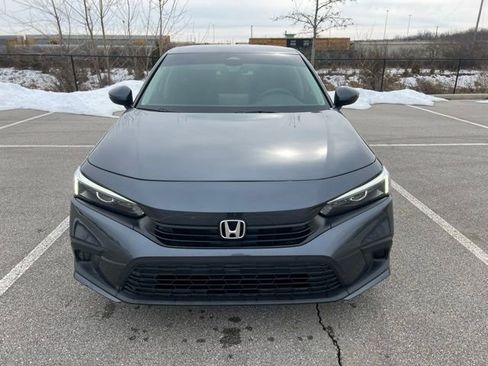Used 2023 Honda Civic LX image 2