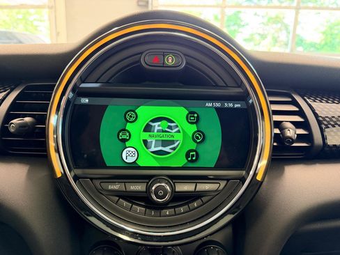 Used 2019 MINI Cooper S FWD image 46